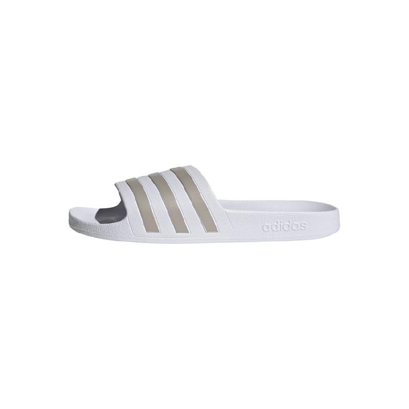 Adidas Adilette Aqua Slides bis zu 18% Rabatt Deal